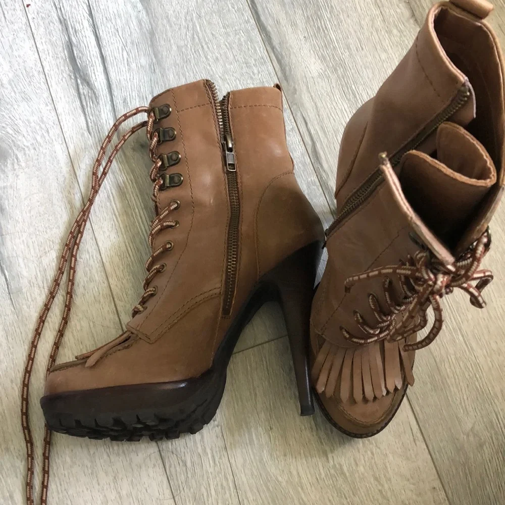 Steve Madden lace up boots worn once sz 8 - Picture 2 of 5